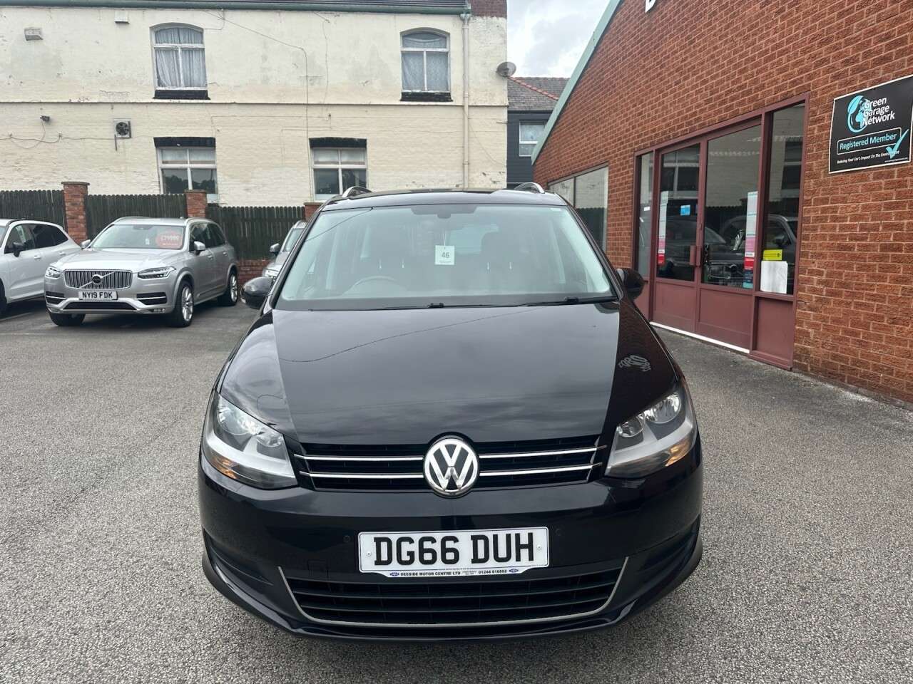 A 2016 VOLKSWAGEN SHARAN 2.0 TDI BlueMotion Tech SE MPV 5dr Diesel Manual Euro 6 (s/s) (150 ps) A 2016 VOLKSWAGEN SHARAN 2.0 TDI BlueMotion Tech SE MPV 5dr Diesel Manual Euro 6 (s/s) (150 ps)