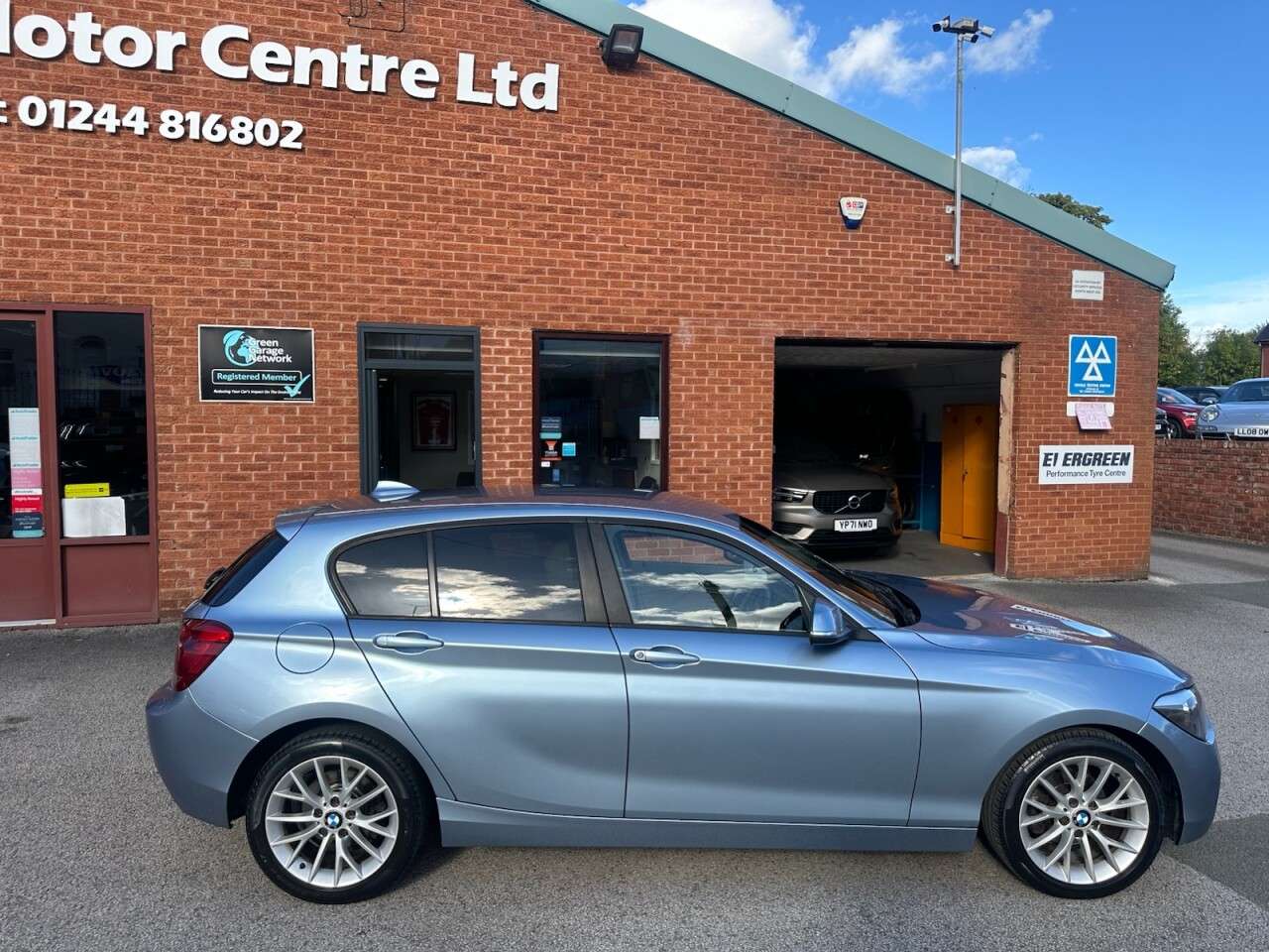 A 2012 BMW 1 SERIES 2.0 118d SE Hatchback 5dr Diesel Auto Euro 5 (s/s) (143 ps) A 2012 BMW 1 SERIES 2.0 118d SE Hatchback 5dr Diesel Auto Euro 5 (s/s) (143 ps)