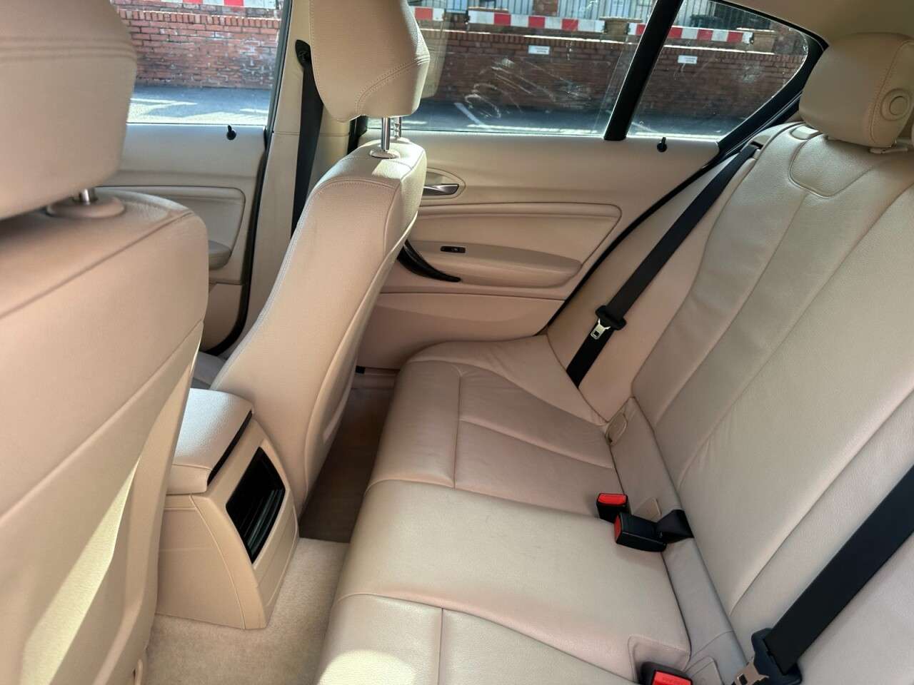 2012 BMW 1 SERIES 2012 BMW 1 SERIES