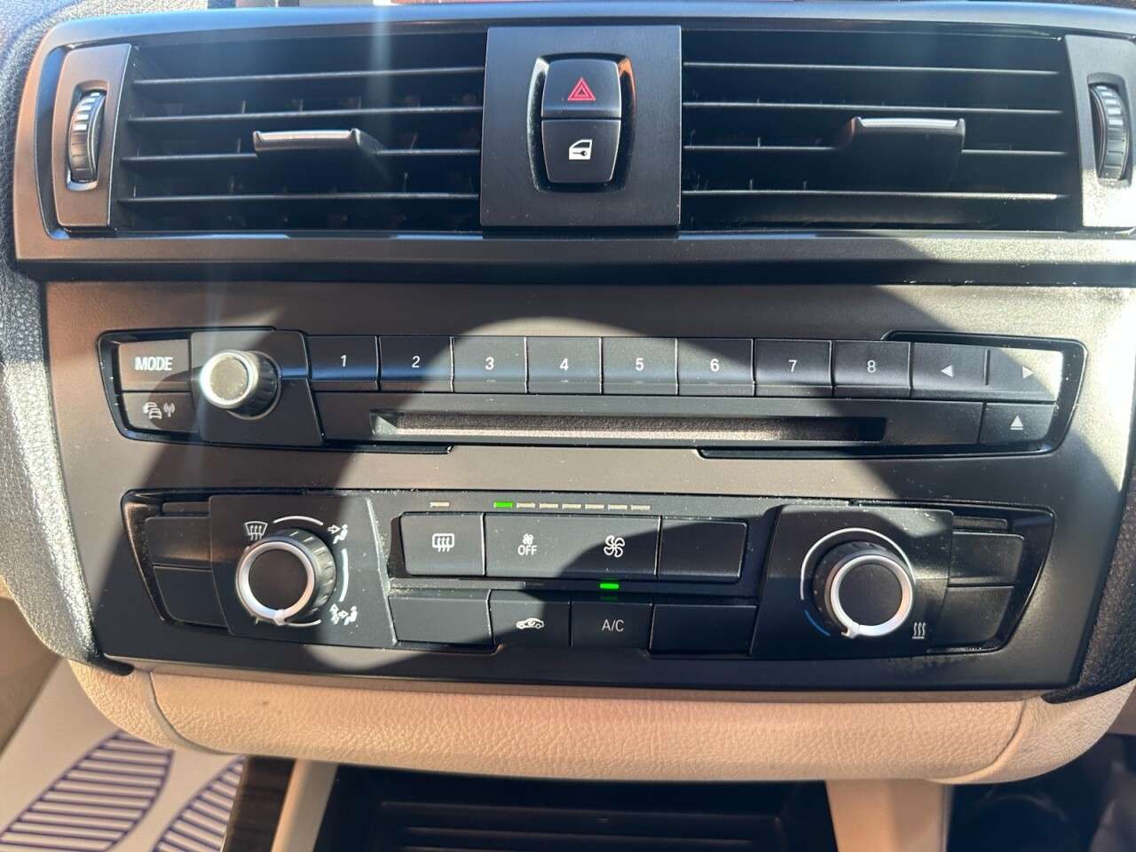 2012 BMW 1 SERIES 2012 BMW 1 SERIES