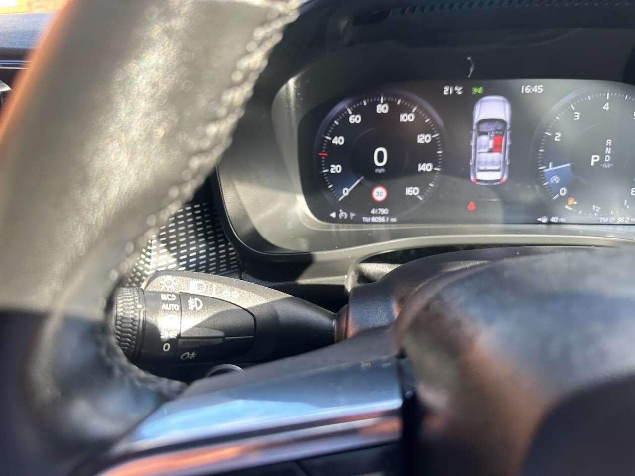 2021 VOLVO XC40 2021 VOLVO XC40