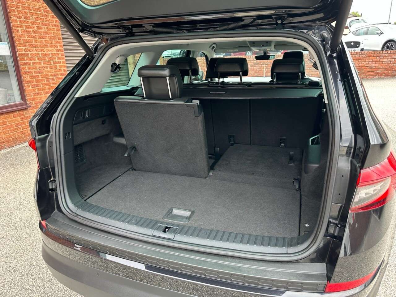 2021 SKODA KODIAQ 2021 SKODA KODIAQ