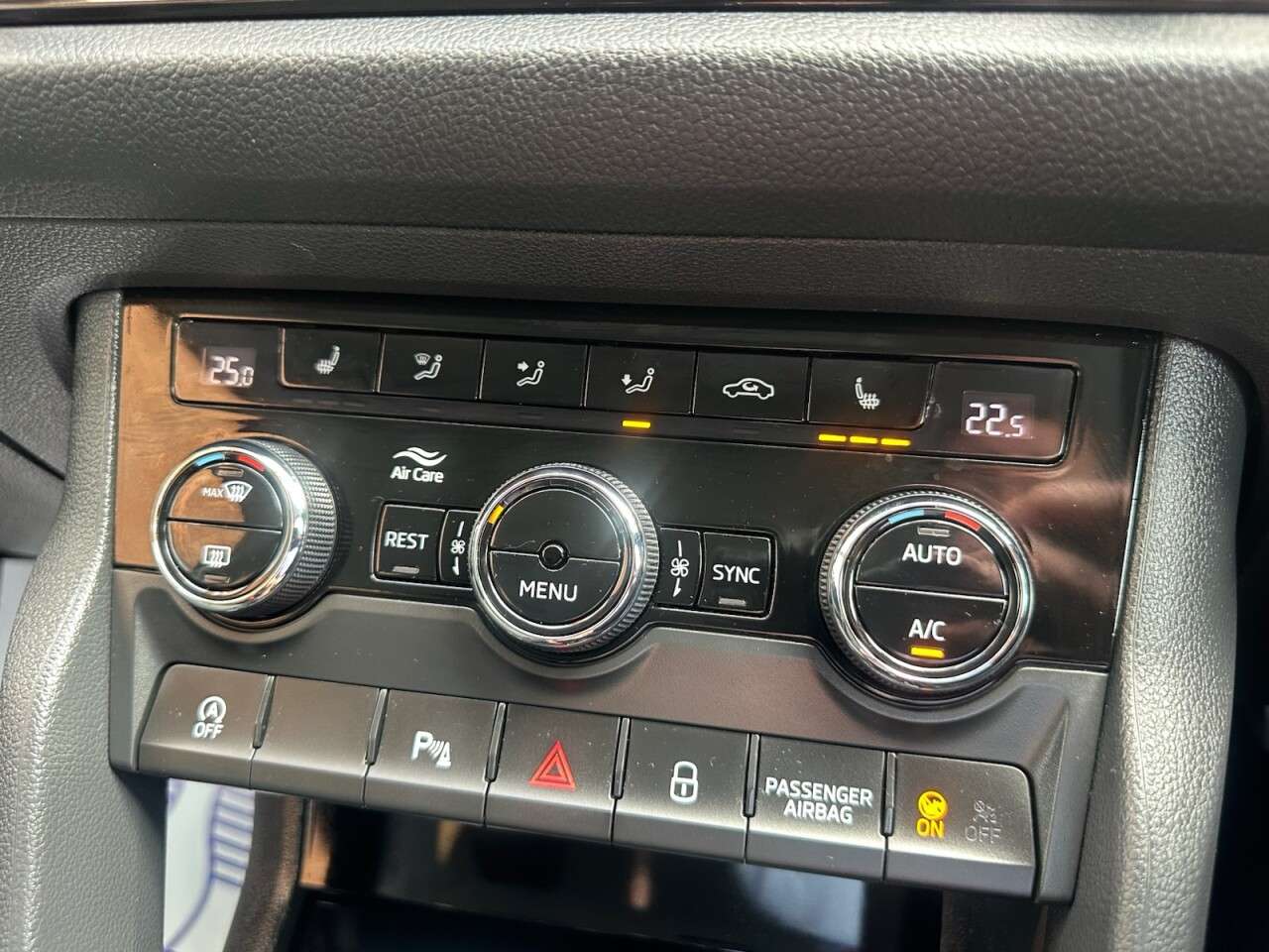 2021 SKODA KODIAQ 2021 SKODA KODIAQ