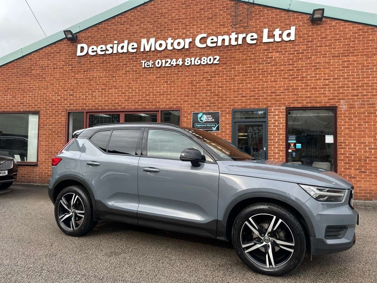 2021 VOLVO XC40 2021 VOLVO XC40