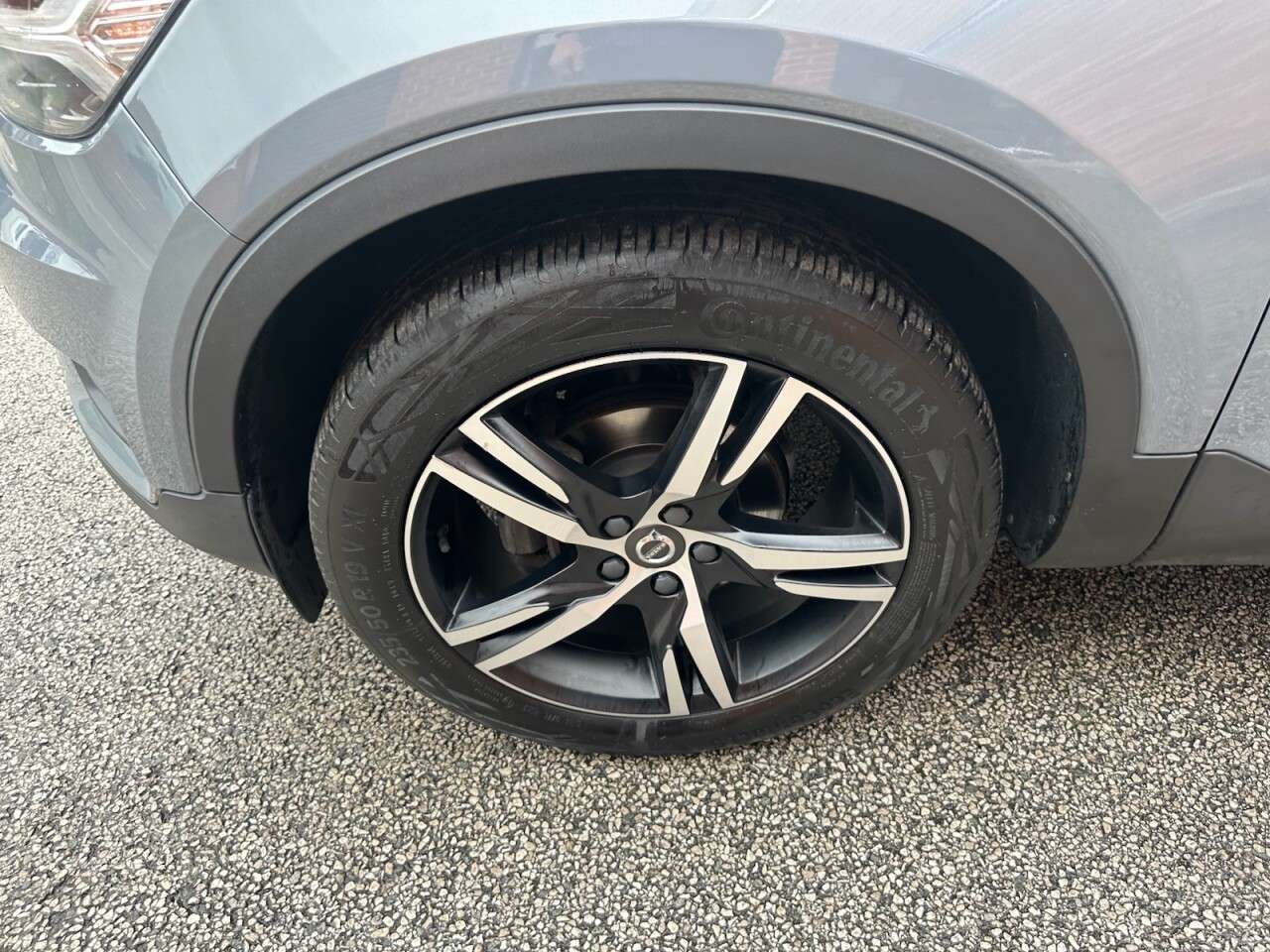 2021 VOLVO XC40 2021 VOLVO XC40