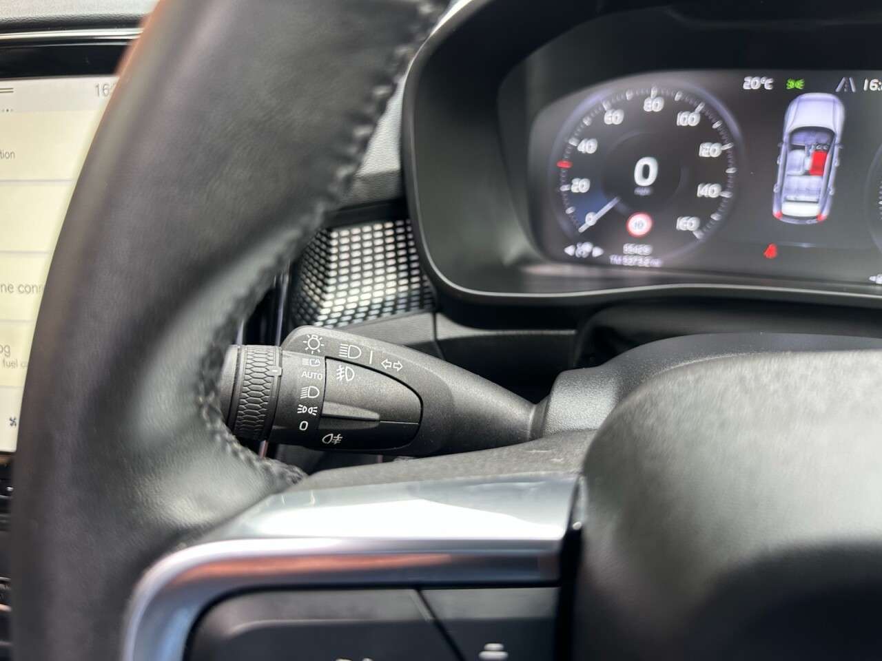 2021 VOLVO XC40 2021 VOLVO XC40