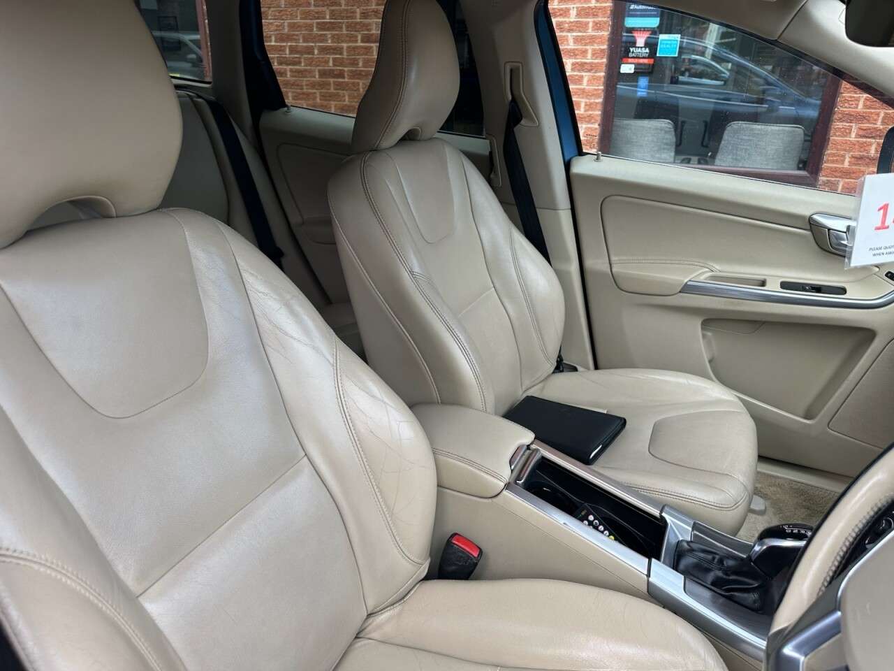 2015 VOLVO XC60 2015 VOLVO XC60