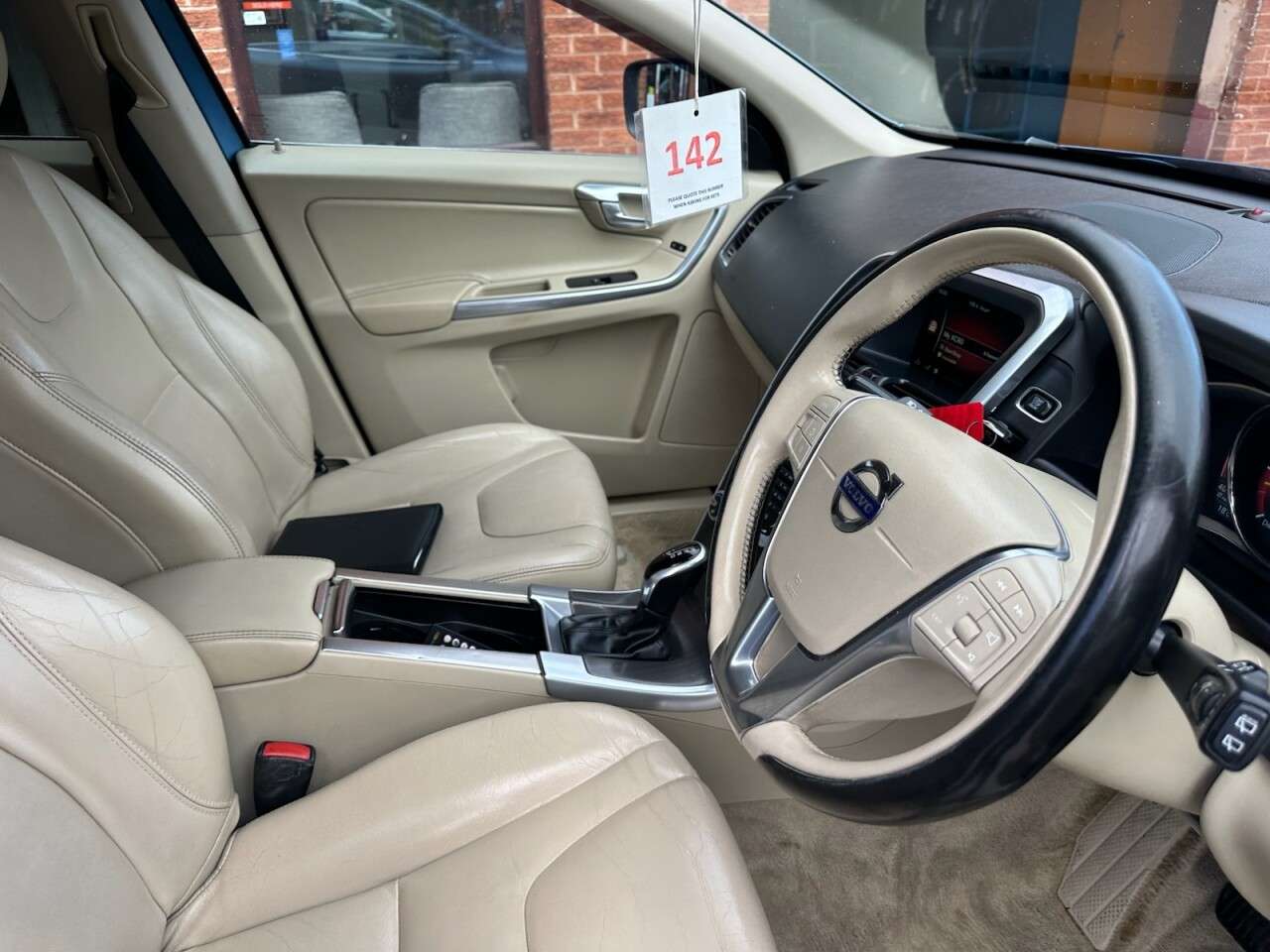 2015 VOLVO XC60 2015 VOLVO XC60