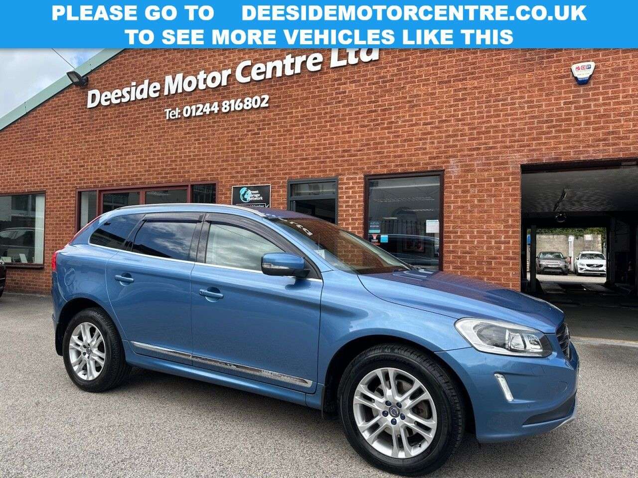 A 2015 VOLVO XC60 2.4 D5 SE Lux Nav SUV 5dr Diesel Auto AWD Euro 6 (s/s) (220 ps) Front and r A 2015 VOLVO XC60 2.4 D5 SE Lux Nav SUV 5dr Diesel Auto AWD Euro 6 (s/s) (220 ps) Front and r