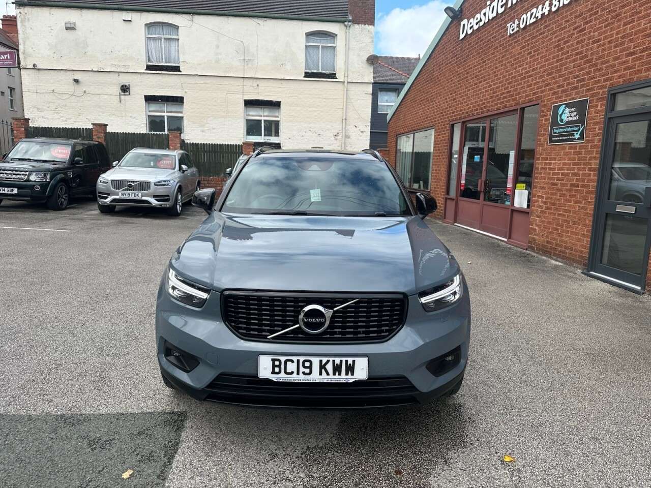 2019 VOLVO XC40 2019 VOLVO XC40