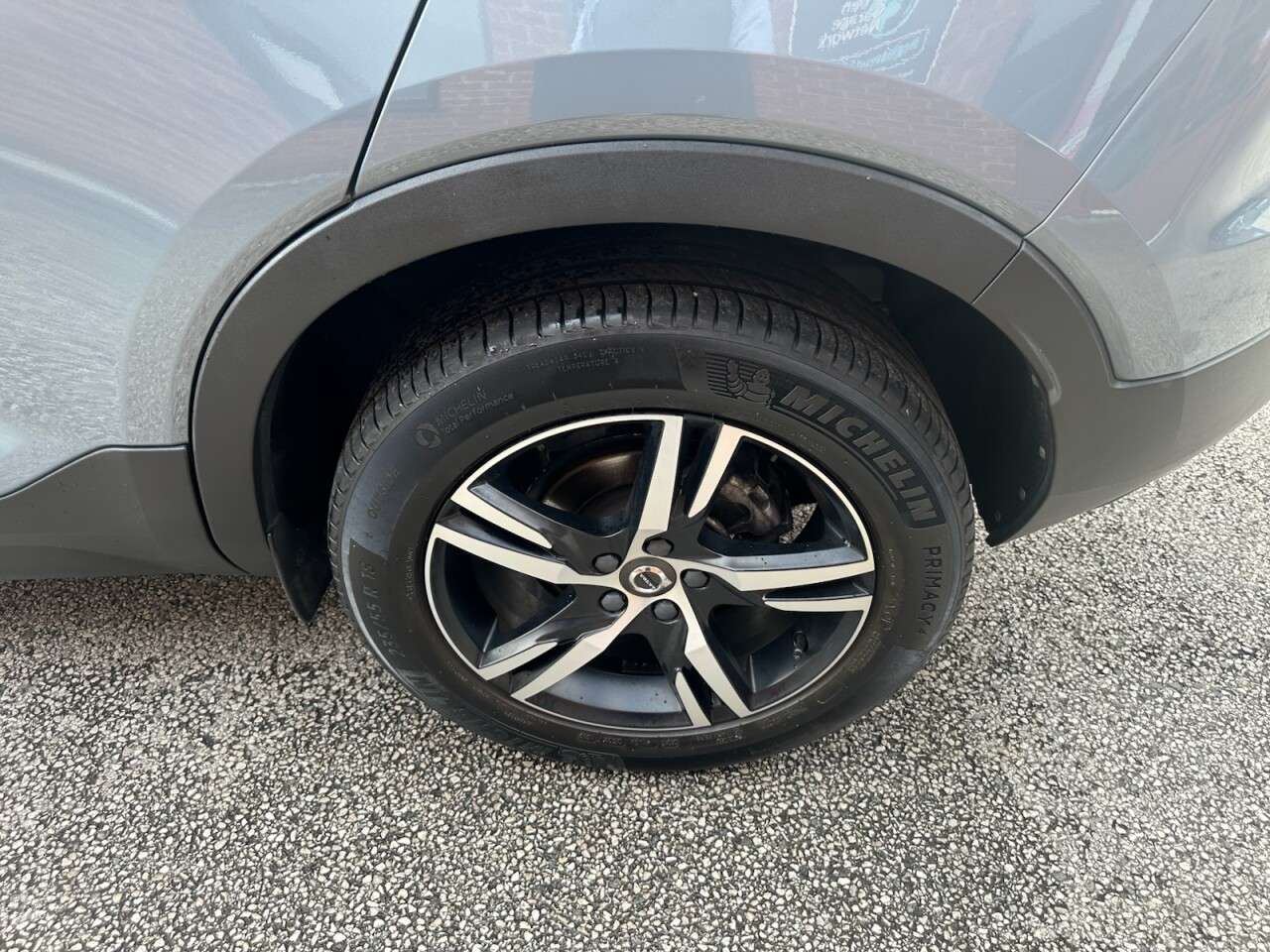 2019 VOLVO XC40 2019 VOLVO XC40