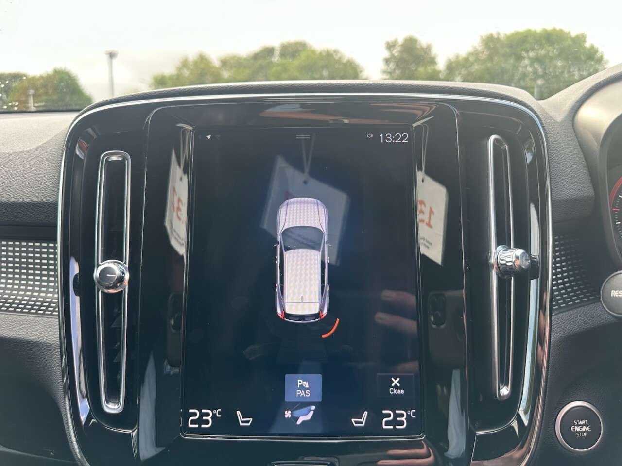 2019 VOLVO XC40 2019 VOLVO XC40