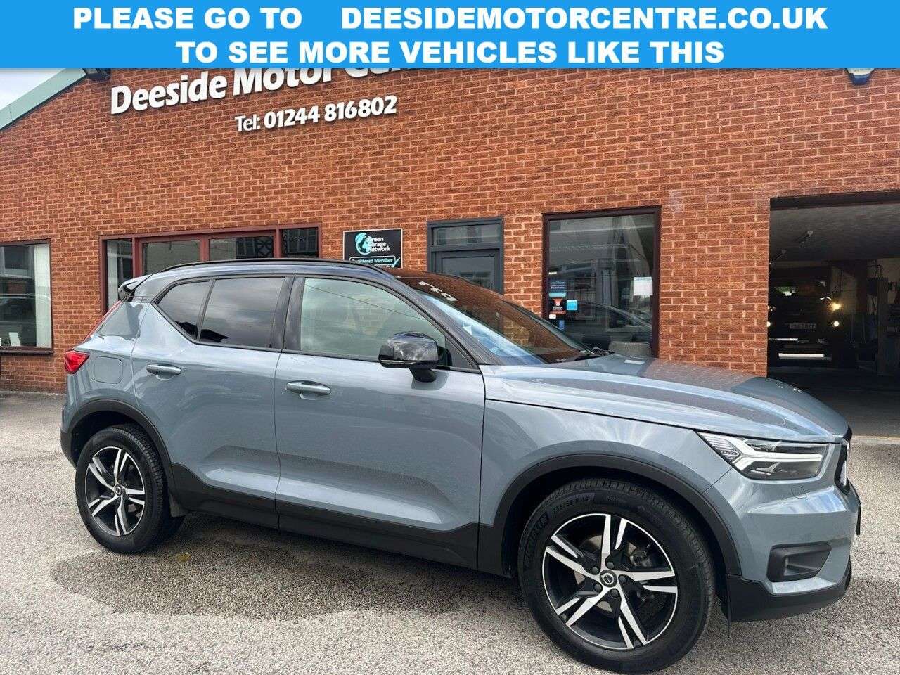 A 2019 VOLVO XC40 2.0 D3 R-Design SUV 5dr Diesel Auto Euro 6 (s/s) (150 ps) A 2019 VOLVO XC40 2.0 D3 R-Design SUV 5dr Diesel Auto Euro 6 (s/s) (150 ps)