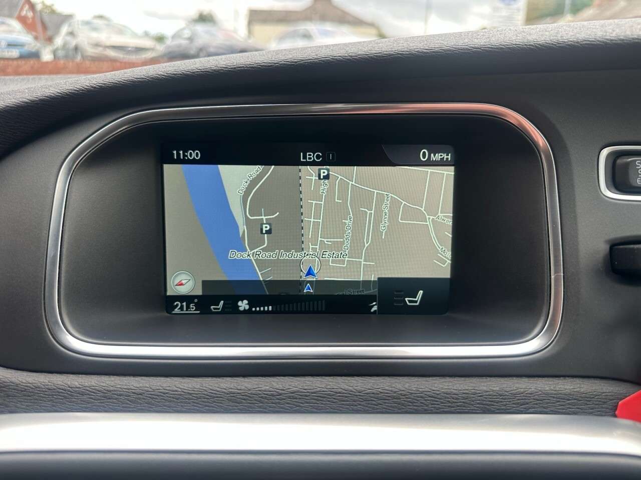 2016 VOLVO V40 2016 VOLVO V40
