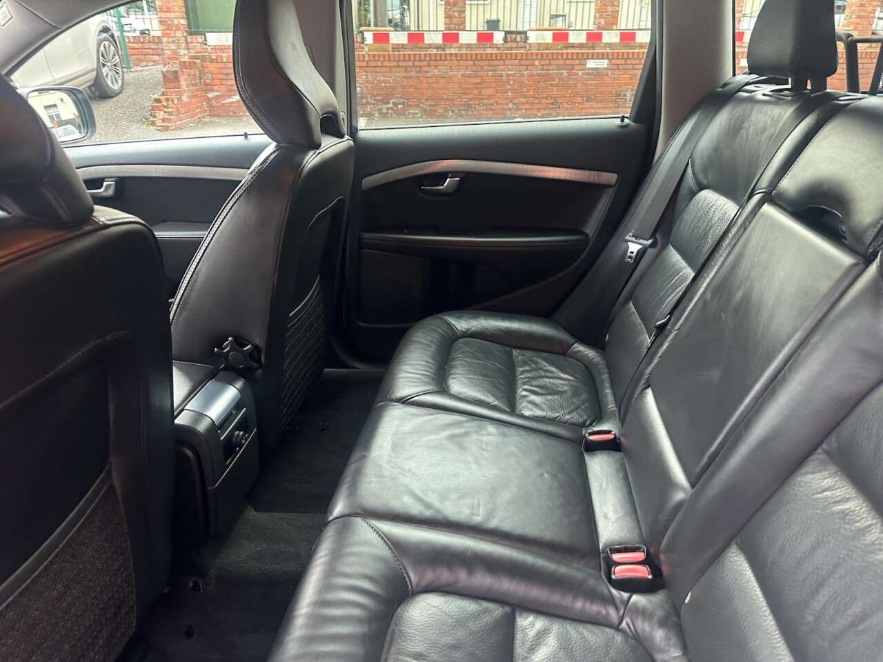 2012 VOLVO XC70 2012 VOLVO XC70