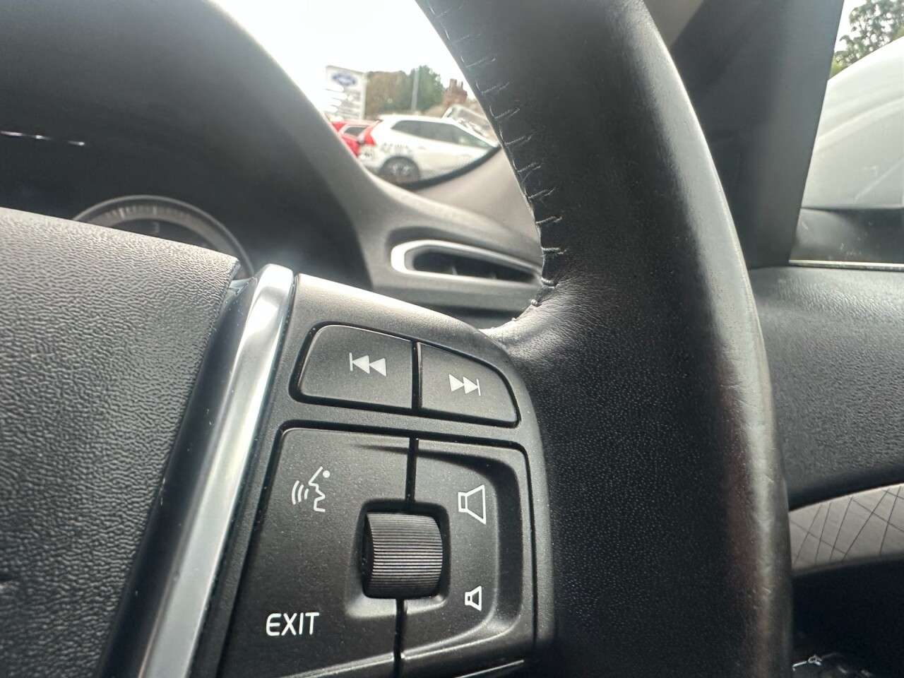 2012 VOLVO XC70 2012 VOLVO XC70