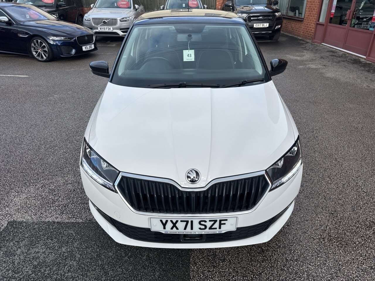 A 2021 SKODA FABIA 1.0 TSI Colour Edition Hatchback 5dr Petrol Manual Euro 6 (s/s) (95 ps) A 2021 SKODA FABIA 1.0 TSI Colour Edition Hatchback 5dr Petrol Manual Euro 6 (s/s) (95 ps)