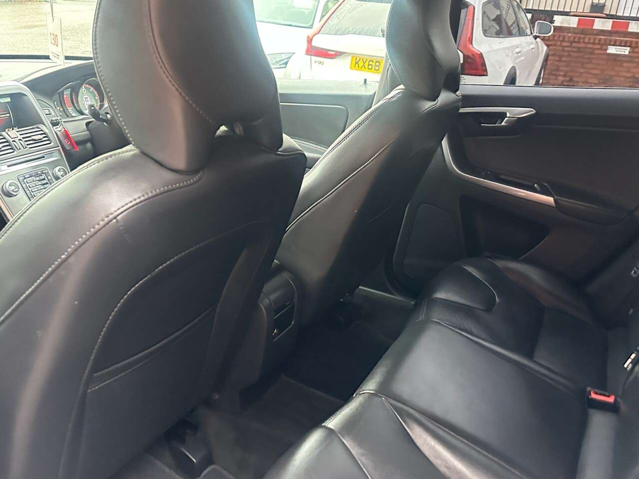 2016 VOLVO XC60 2016 VOLVO XC60