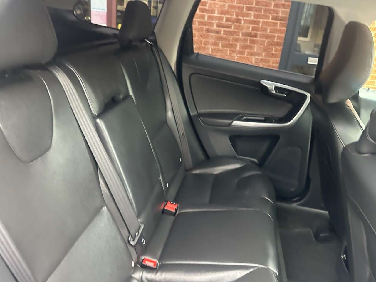 2016 VOLVO XC60 2016 VOLVO XC60