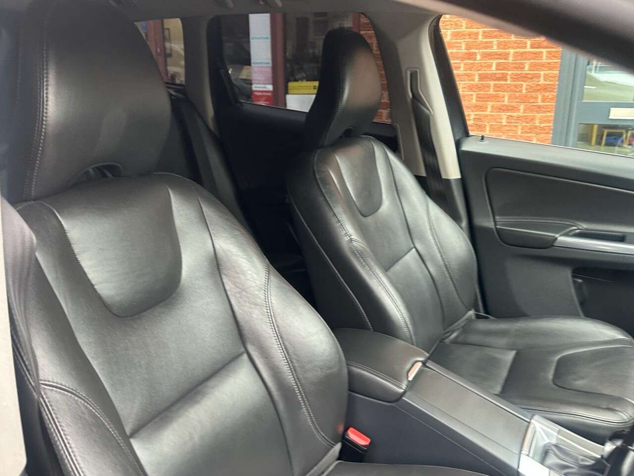 2016 VOLVO XC60 2016 VOLVO XC60