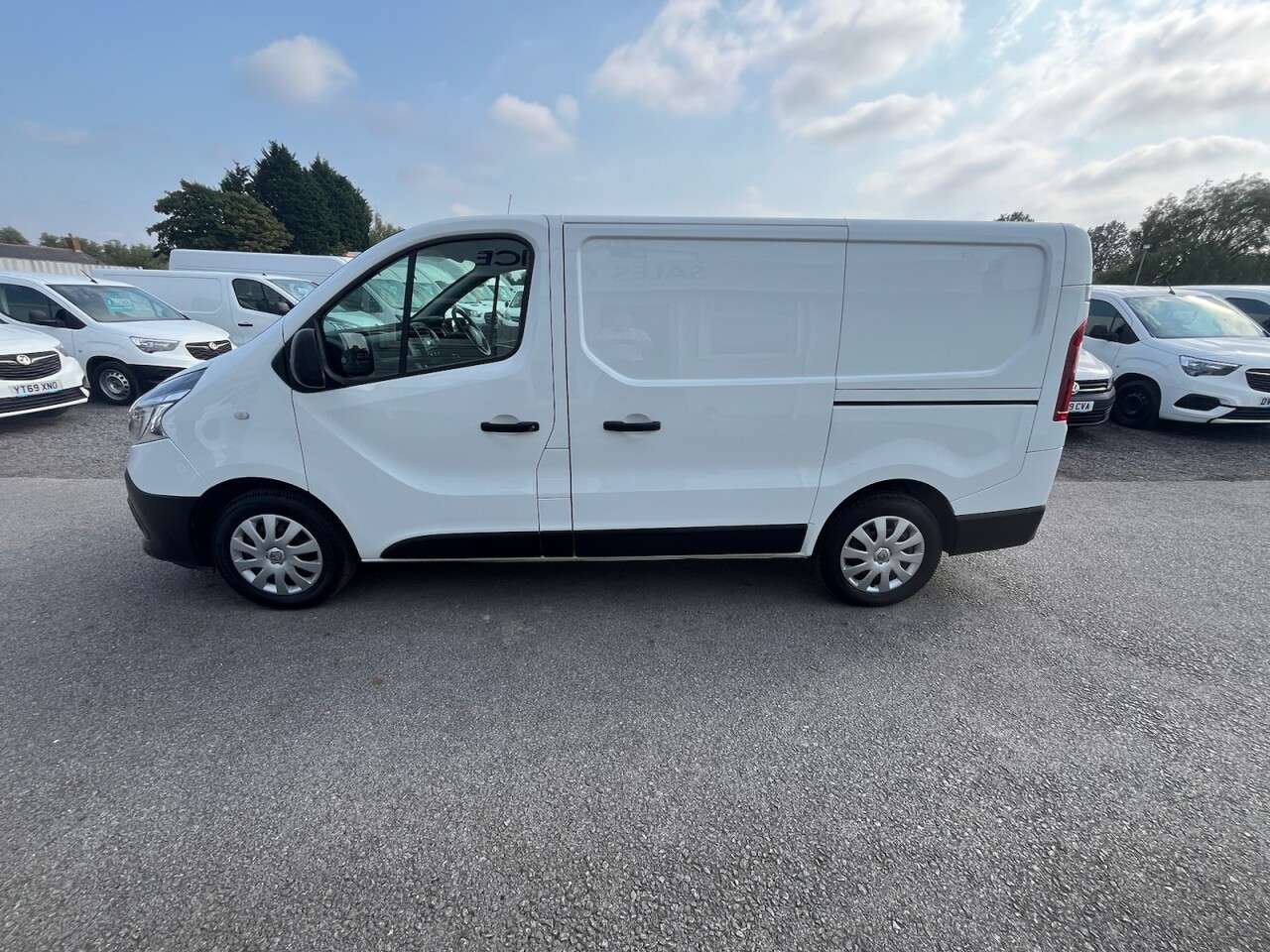 2020 RENAULT TRAFIC 2020 RENAULT TRAFIC