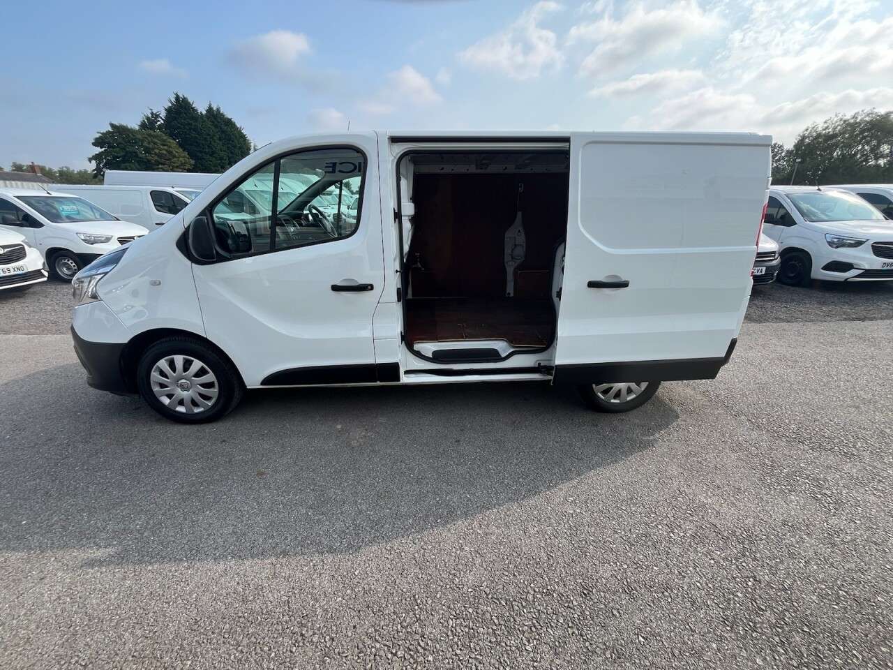 2020 RENAULT TRAFIC 2020 RENAULT TRAFIC