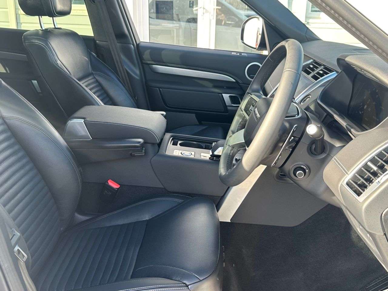 2024 LAND ROVER DISCOVERY 2024 LAND ROVER DISCOVERY