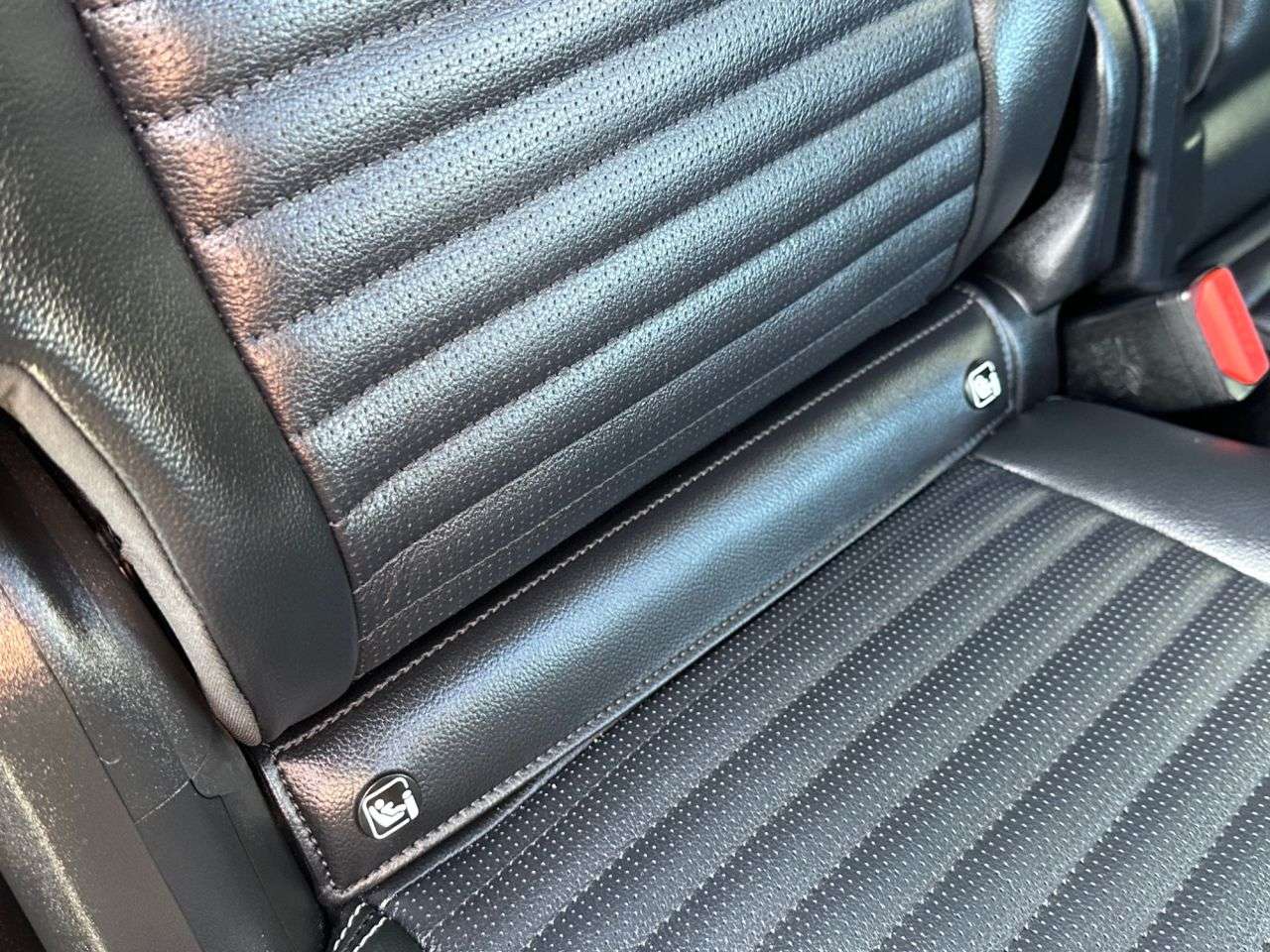 2024 LAND ROVER DISCOVERY 2024 LAND ROVER DISCOVERY