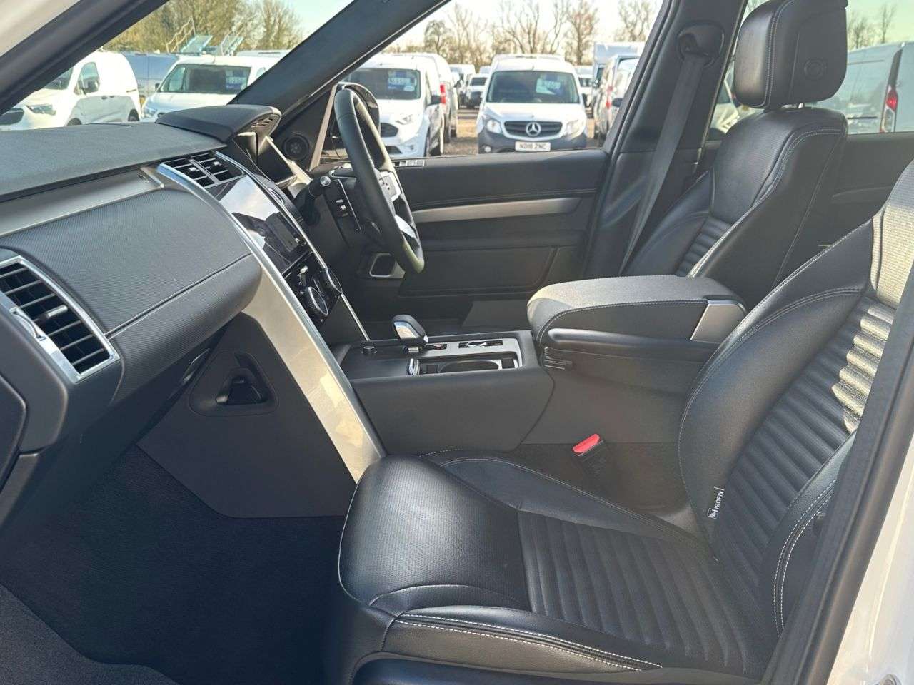 2024 LAND ROVER DISCOVERY 2024 LAND ROVER DISCOVERY