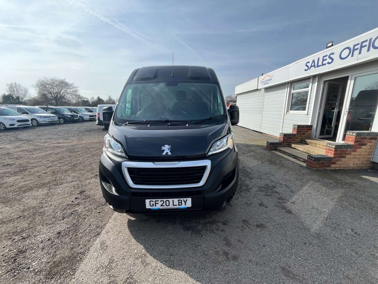 A 2020 PEUGEOT BOXER 2.2 BlueHDi 335 Professional Panel Van 5dr Diesel Manual L3 H2 Euro 6 (s/s) A 2020 PEUGEOT BOXER 2.2 BlueHDi 335 Professional Panel Van 5dr Diesel Manual L3 H2 Euro 6 (s/s)