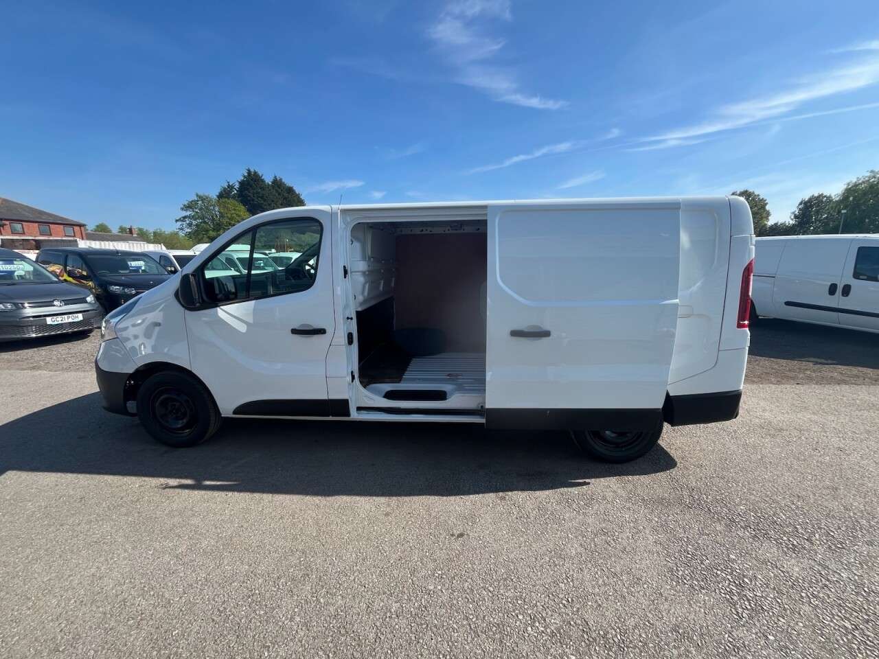 2021 RENAULT TRAFIC 2021 RENAULT TRAFIC