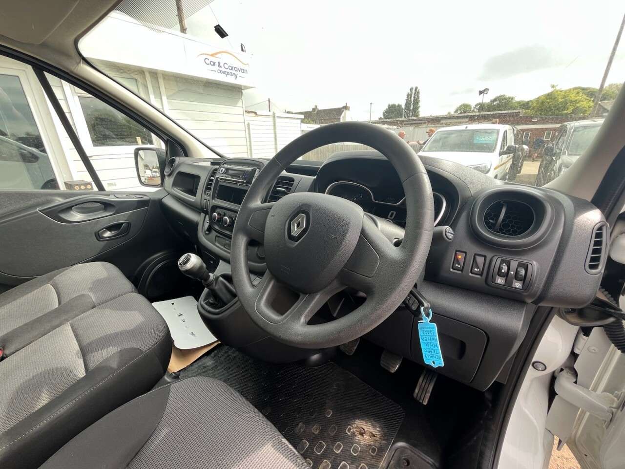 2021 RENAULT TRAFIC 2021 RENAULT TRAFIC