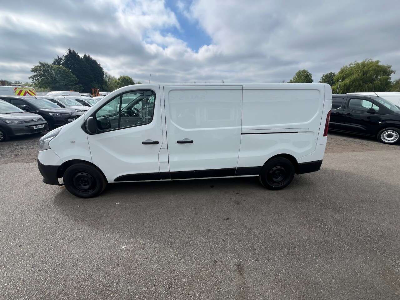 2021 RENAULT TRAFIC 2021 RENAULT TRAFIC