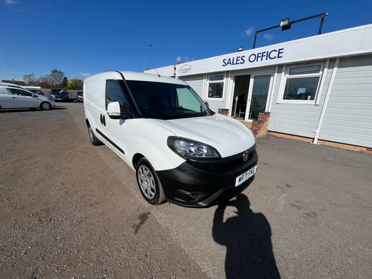 Check out this Fiat Doblo 2021 Diesel Manual