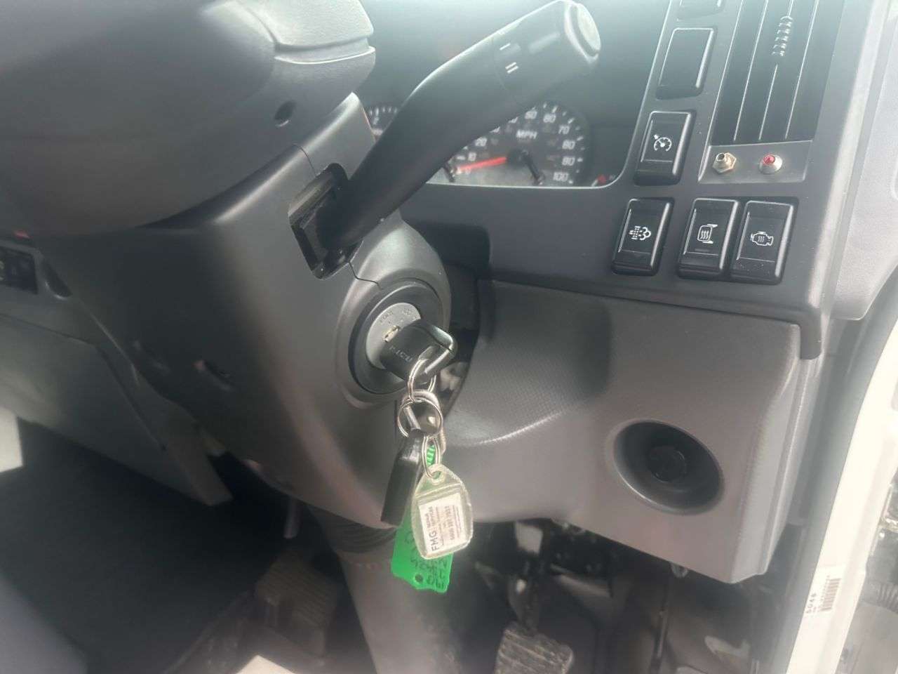 2017 ISUZU FORWARD 2017 ISUZU FORWARD