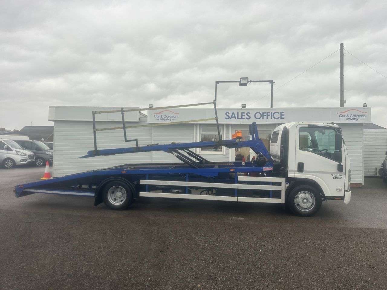 2017 ISUZU FORWARD 2017 ISUZU FORWARD