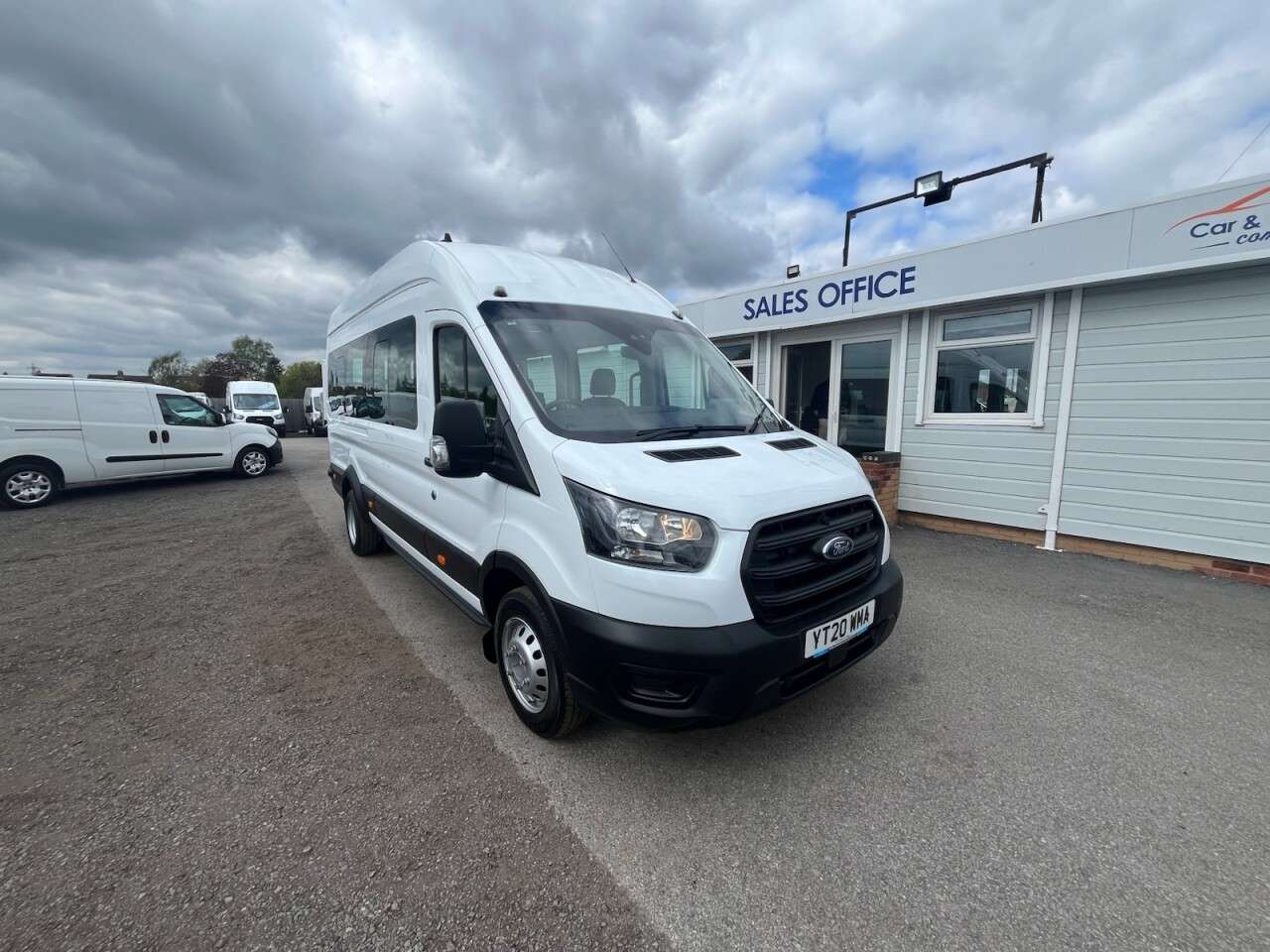A 2020 FORD TRANSIT 2.0 460 EcoBlue Trend Minibus Double Cab 5dr Diesel Manual RWD L4 High Roof A 2020 FORD TRANSIT 2.0 460 EcoBlue Trend Minibus Double Cab 5dr Diesel Manual RWD L4 High Roof