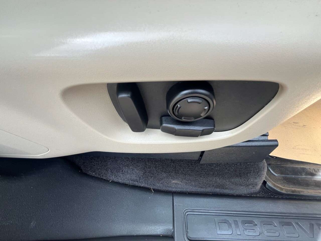 2017 LAND ROVER DISCOVERY 2017 LAND ROVER DISCOVERY