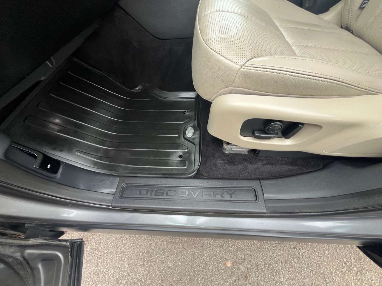 2017 LAND ROVER DISCOVERY 2017 LAND ROVER DISCOVERY