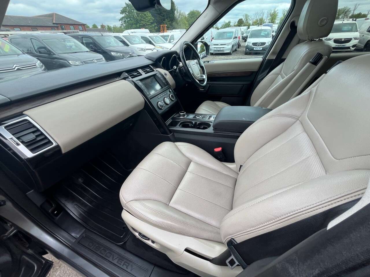 2017 LAND ROVER DISCOVERY 2017 LAND ROVER DISCOVERY