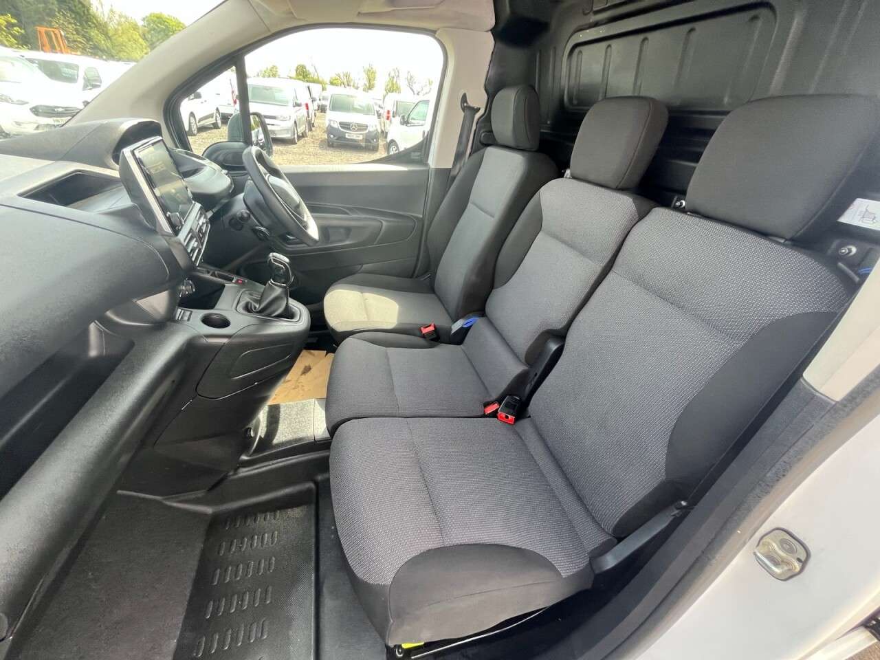 2021 PEUGEOT PARTNER 2021 PEUGEOT PARTNER