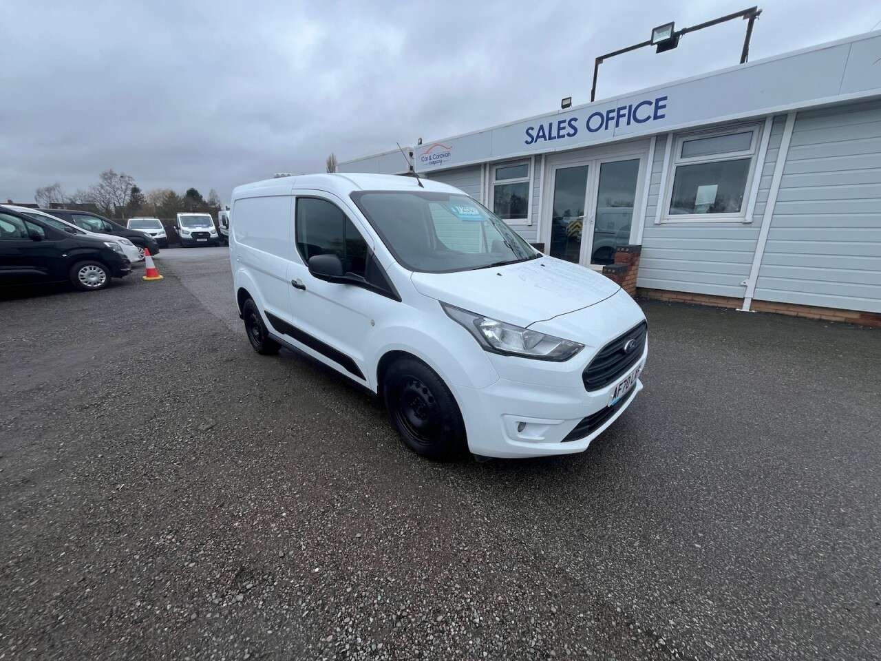 A 2020 FORD TRANSIT CONNECT 1.5 230 EcoBlue Trend 6dr Diesel Manual L2 Euro 6 (s/s) (100 ps) * FINANCE A 2020 FORD TRANSIT CONNECT 1.5 230 EcoBlue Trend 6dr Diesel Manual L2 Euro 6 (s/s) (100 ps) * FINANCE