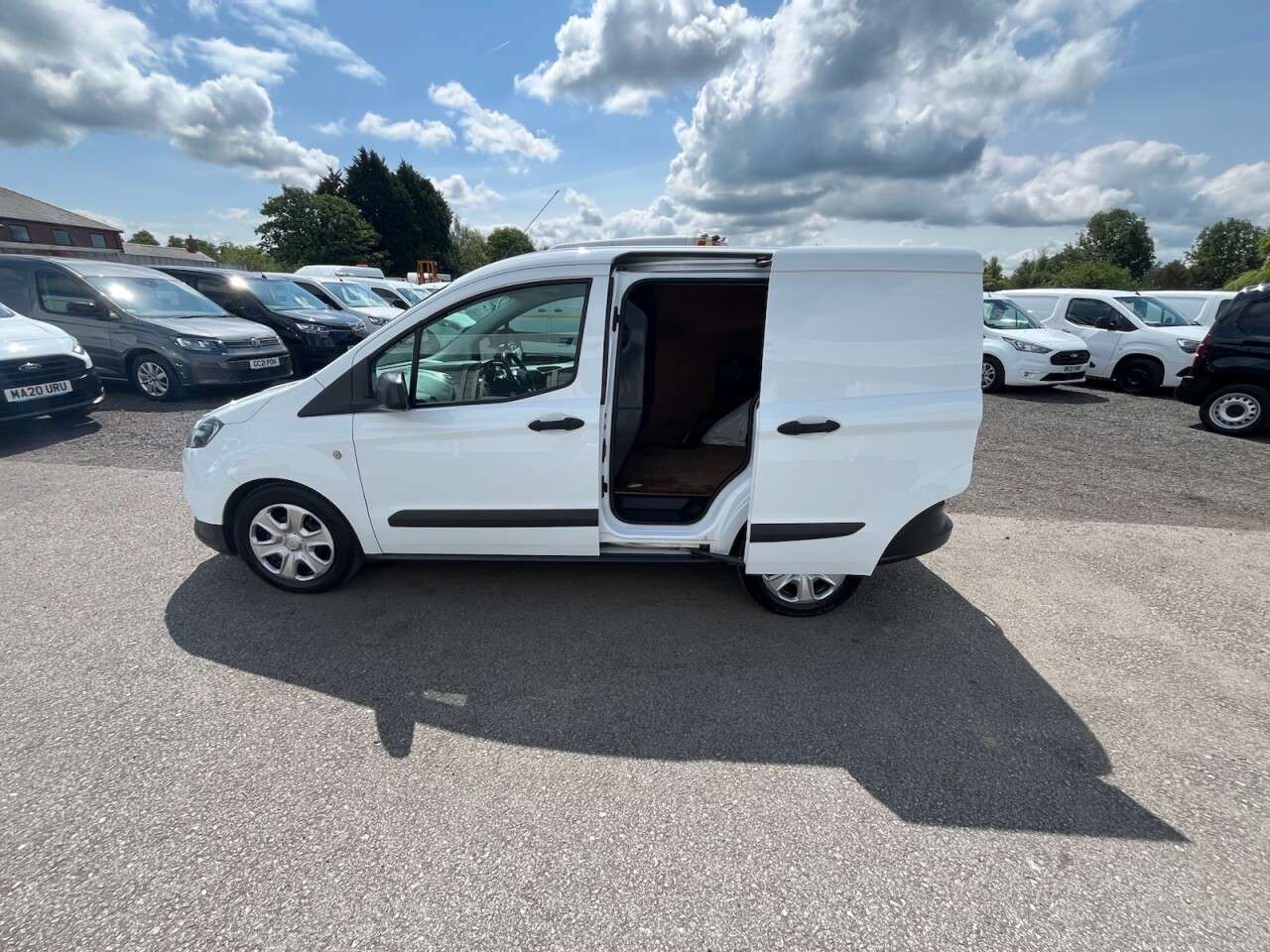 2018 FORD TRANSIT COURIER 2018 FORD TRANSIT COURIER