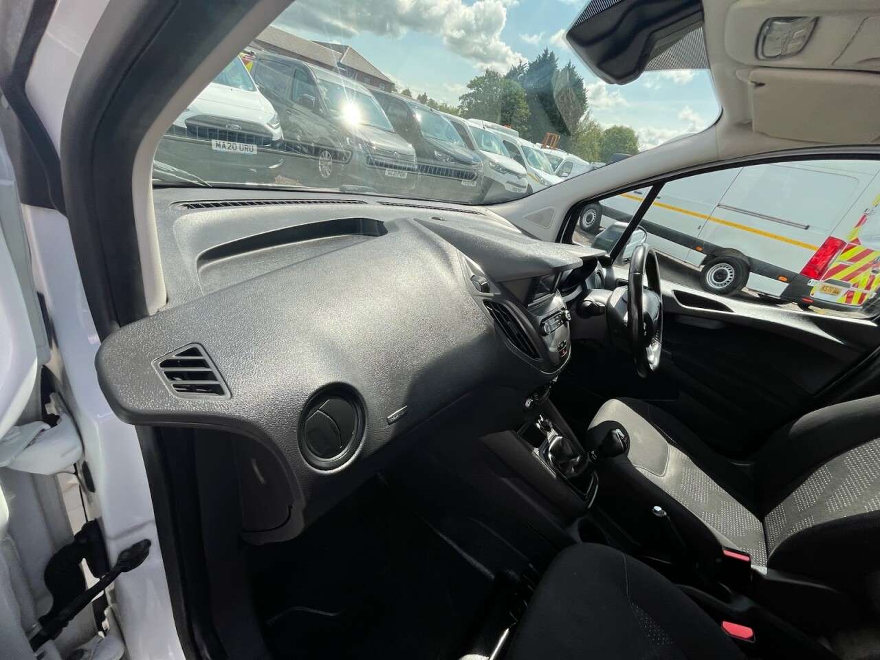 2018 FORD TRANSIT COURIER 2018 FORD TRANSIT COURIER