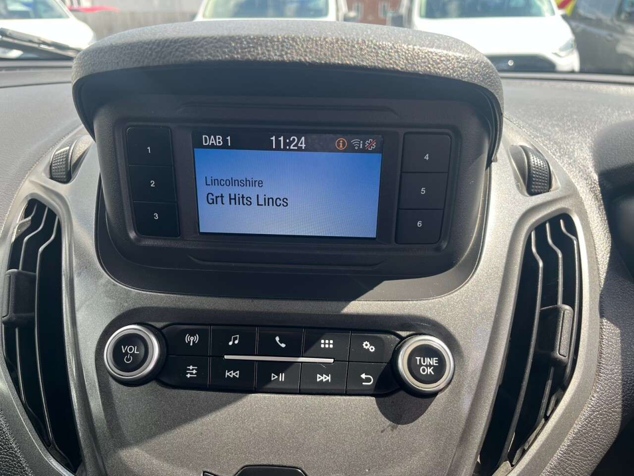 2018 FORD TRANSIT COURIER 2018 FORD TRANSIT COURIER