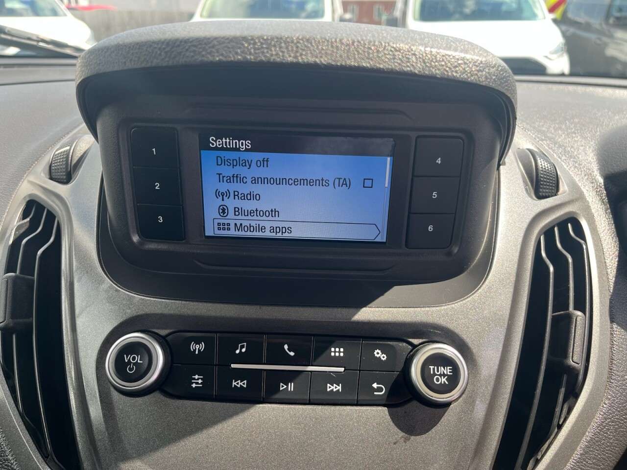 2018 FORD TRANSIT COURIER 2018 FORD TRANSIT COURIER