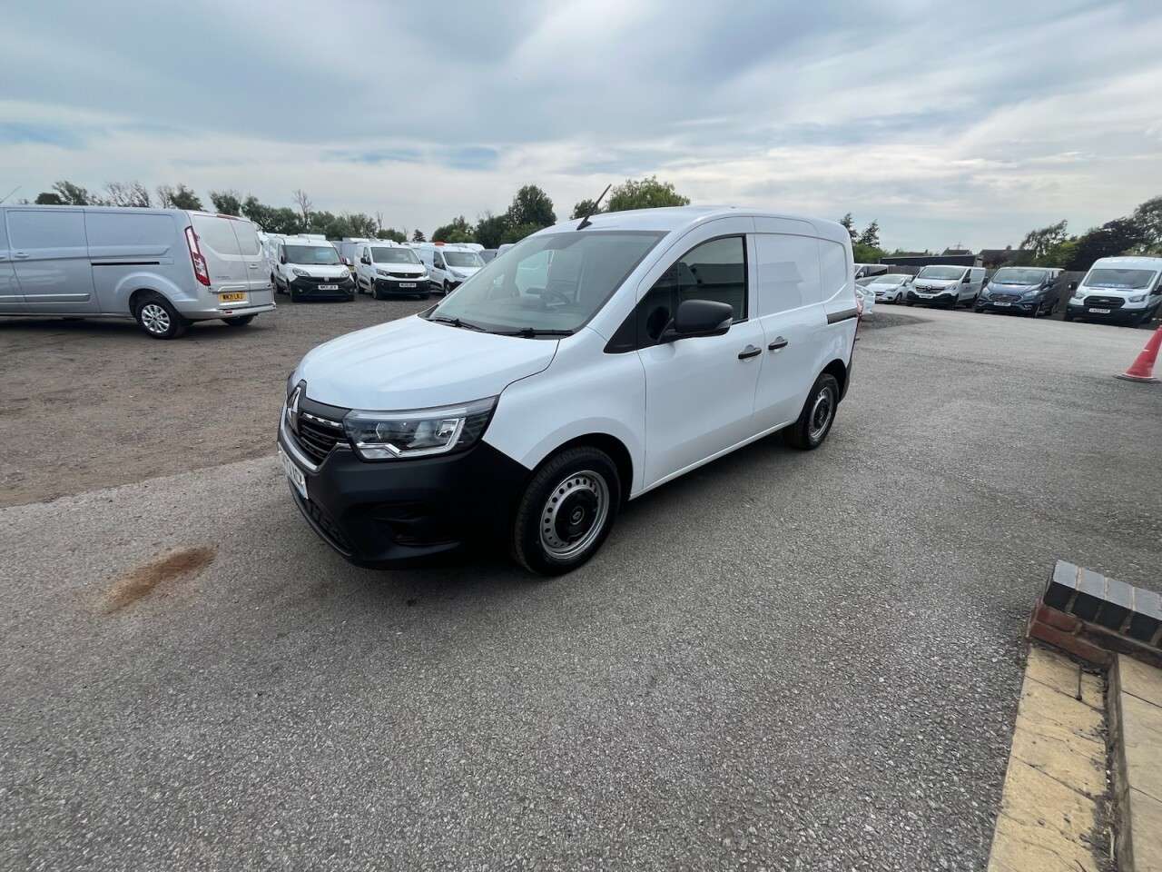 2023 RENAULT KANGOO 2023 RENAULT KANGOO