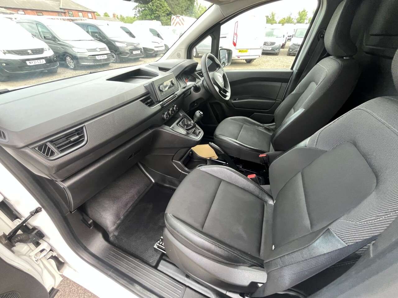 2023 RENAULT KANGOO 2023 RENAULT KANGOO