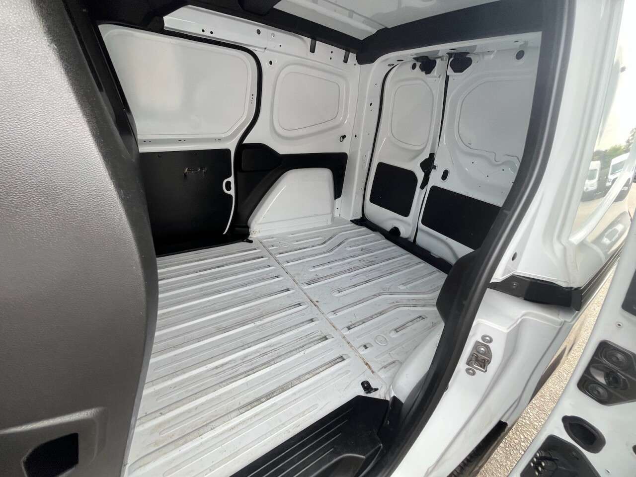 2023 RENAULT KANGOO 2023 RENAULT KANGOO