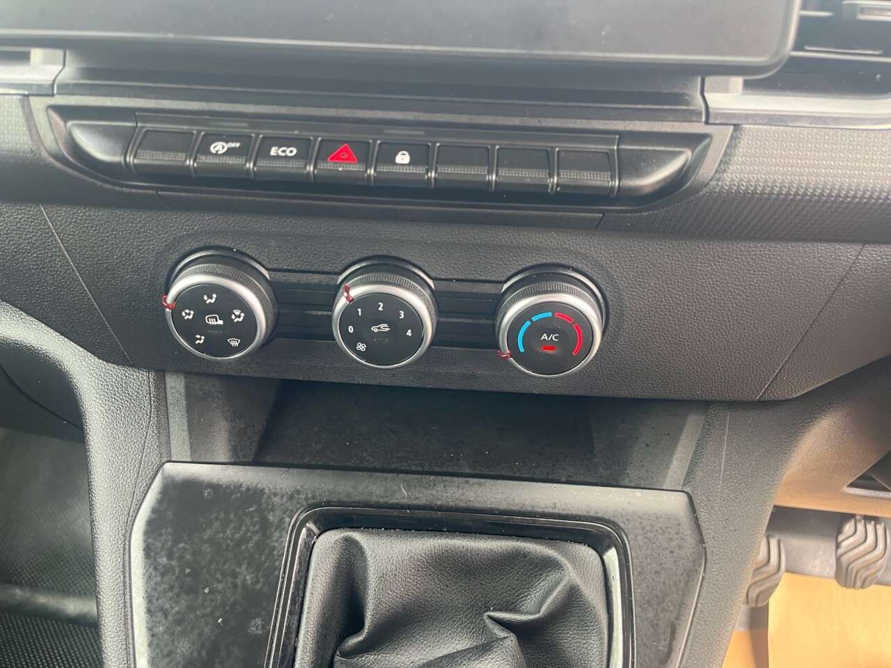 2023 RENAULT KANGOO 2023 RENAULT KANGOO